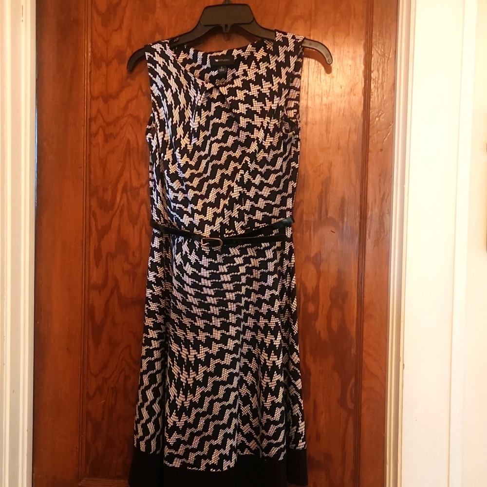 Dress Size Small Cream and Black